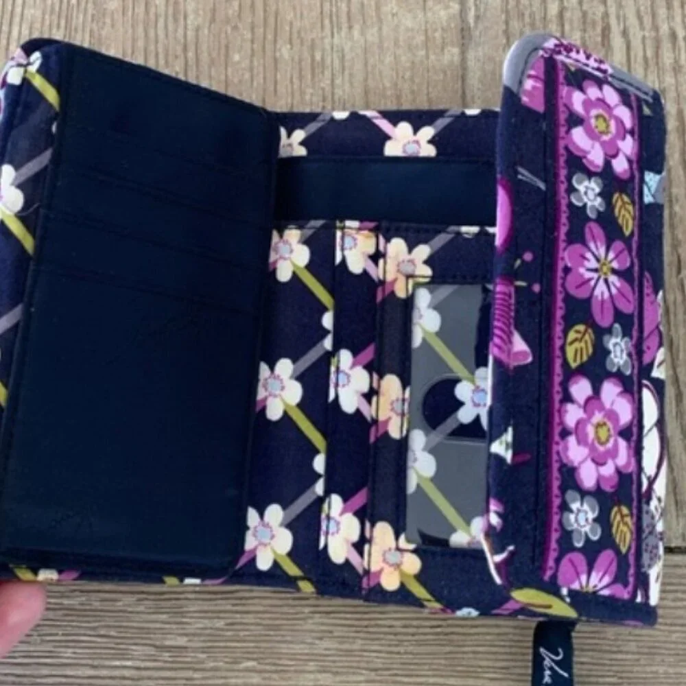 Vera Bradley Floral Nightingale Pattern Euro Wallet Trifold Wallet Designer NWOT - Picture 6 of 15
